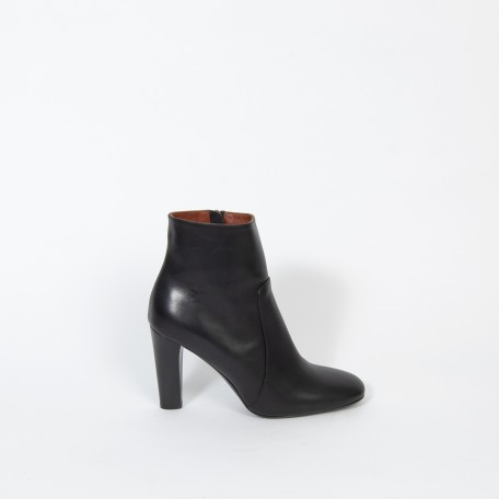 Michel Vivien Hambury black ankle boots